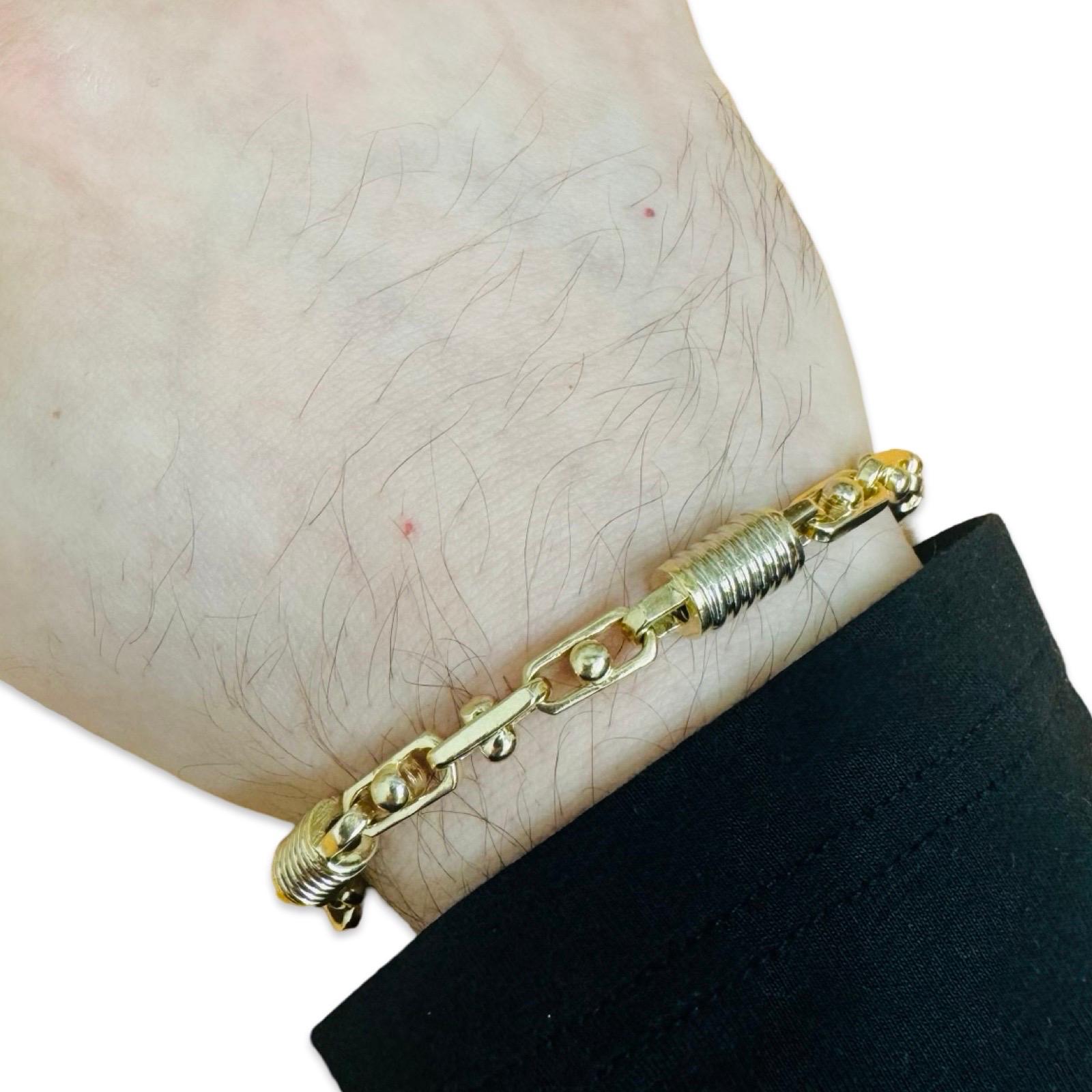 Vintage Italian 14K Gold Two-Tone Men’s 8mm Bracelet Fancy High-End Design In Good Condition For Sale In Miami, FL