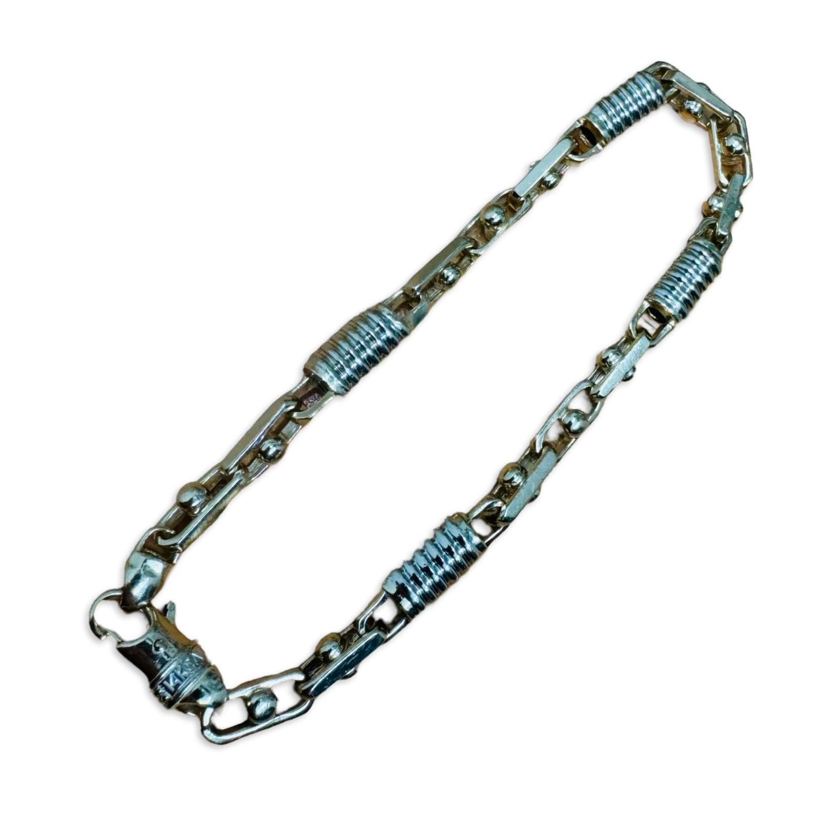 Vintage Italian 14K Gold Two-Tone Men’s 8mm Bracelet Fancy High-End Design For Sale 2