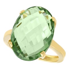 Vintage Italian 16.51 Carat Peridot and Yellow Gold Cocktail Ring