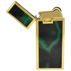 Vieux briquet à cigarettes ou à cigares italien en or 18 carats et malachite polie