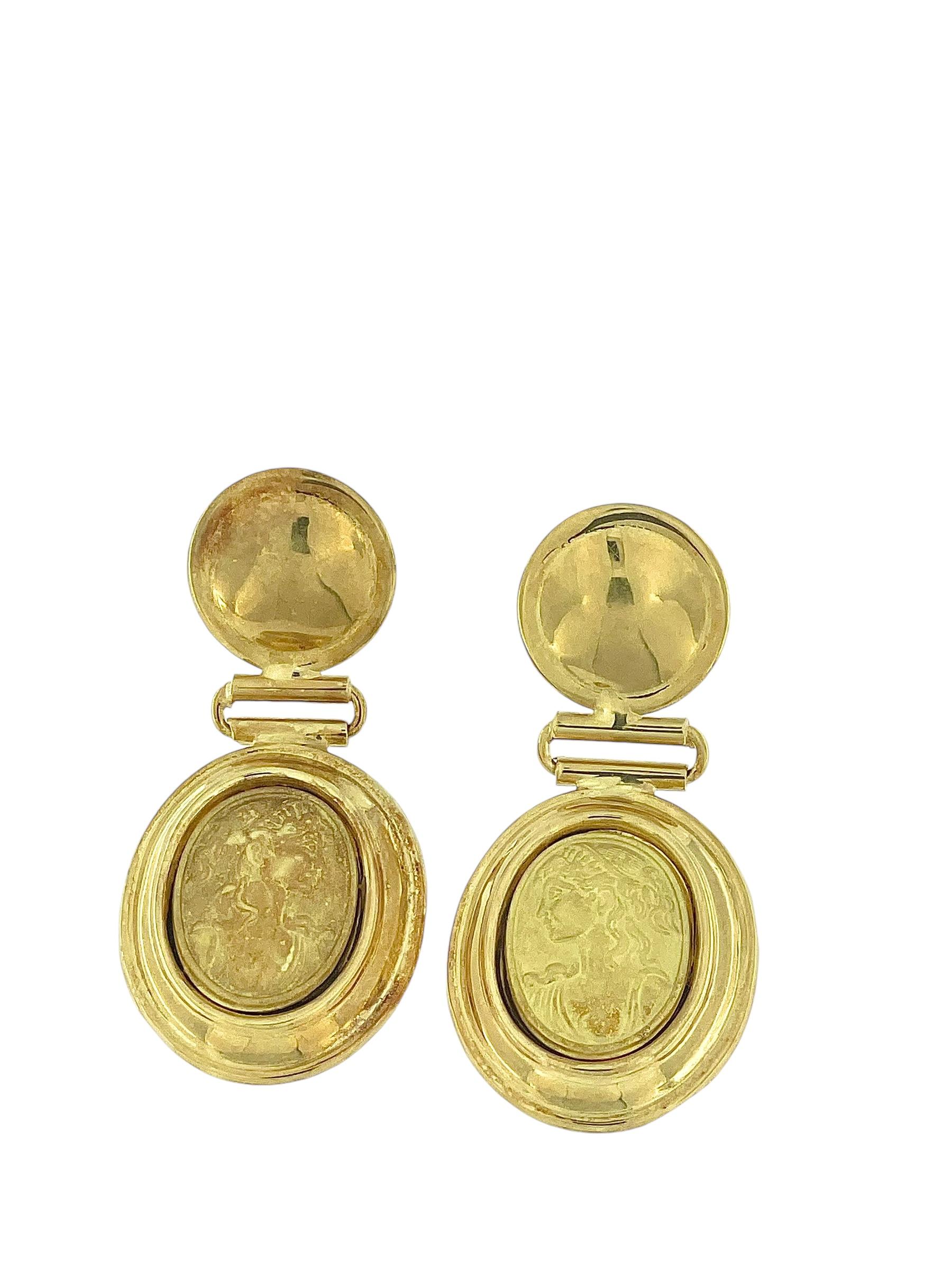 Pendientes camafeo vintage italianos de oro amarillo de 18 quilates en venta 1