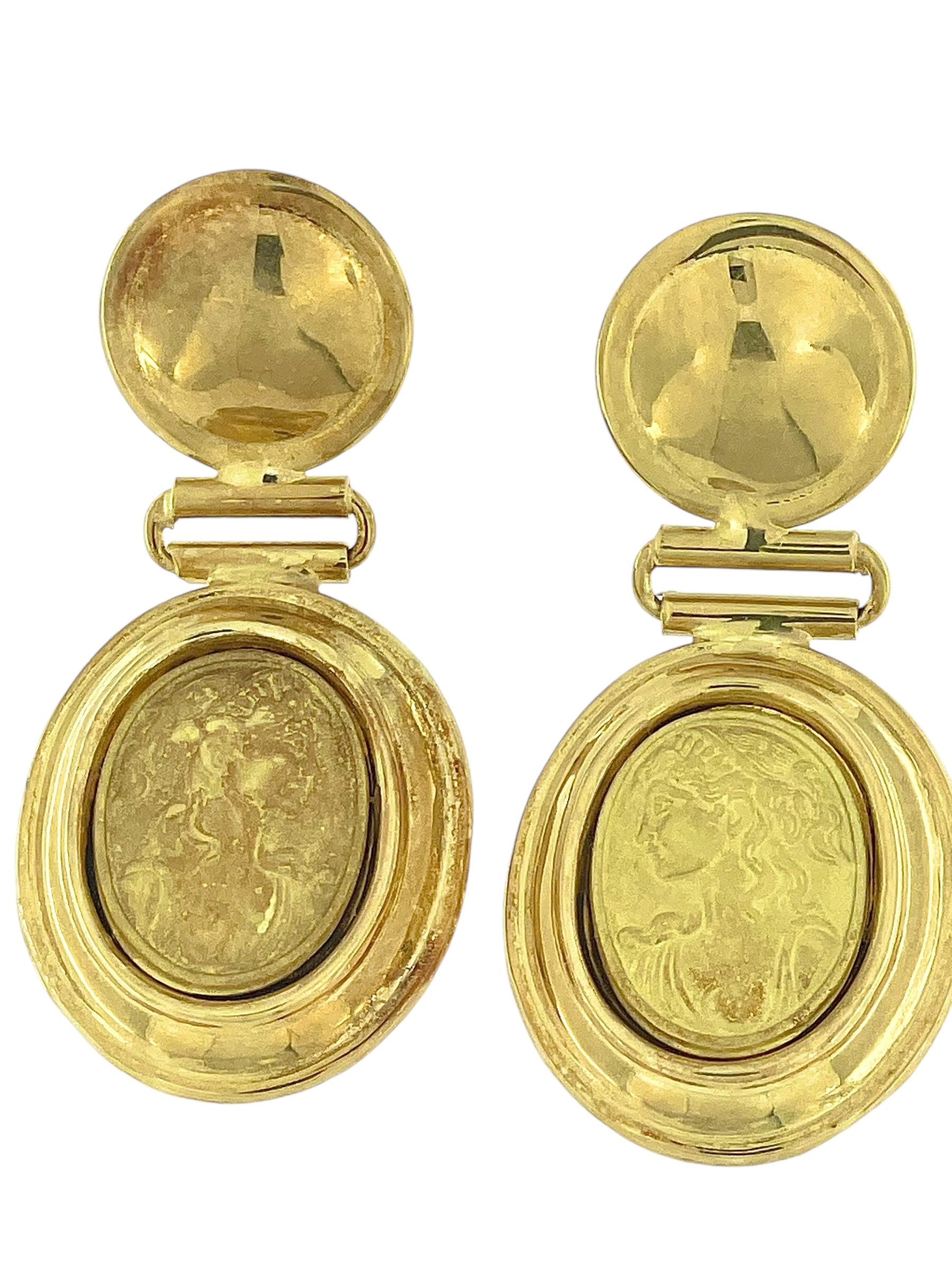 Pendientes camafeo vintage italianos de oro amarillo de 18 quilates en venta 2