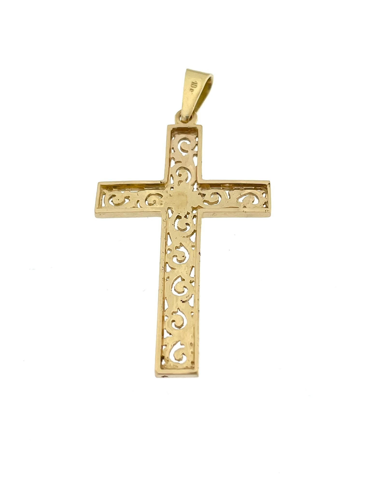 Artisan Vintage Italian 18 karat Yellow Gold Cross Hand-Carved For Sale