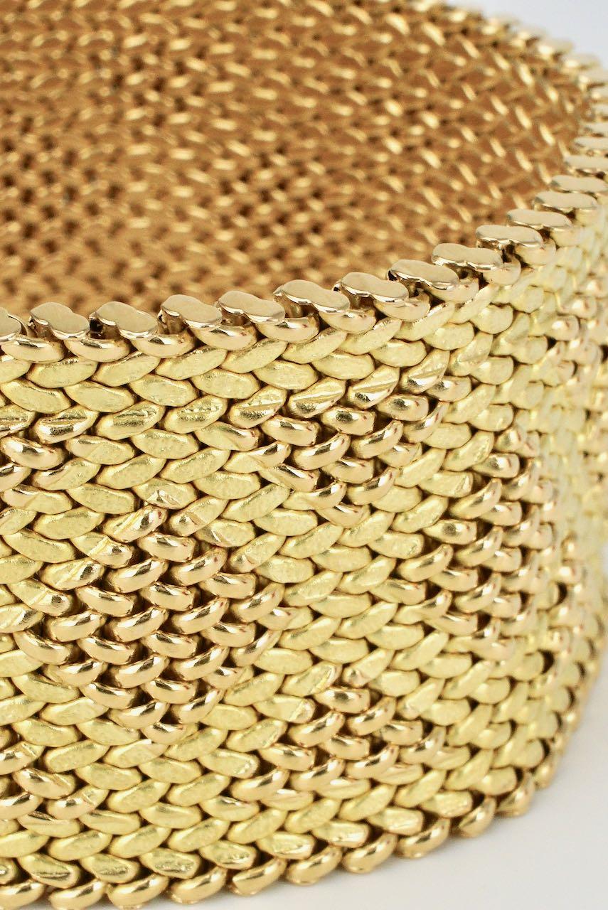 Italienisches Retro- Mesh-Armband aus 18 Karat Gelbgold, 1960er Jahre für Damen oder Herren