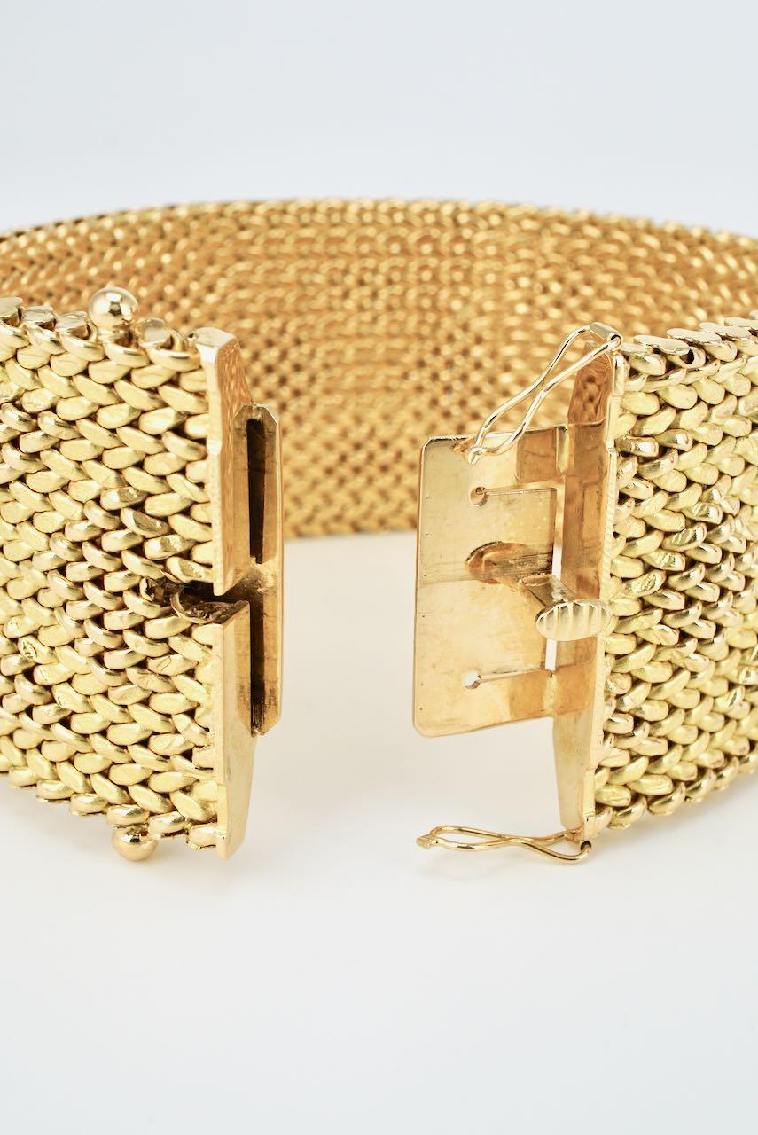 Italienisches Retro- Mesh-Armband aus 18 Karat Gelbgold, 1960er Jahre 1