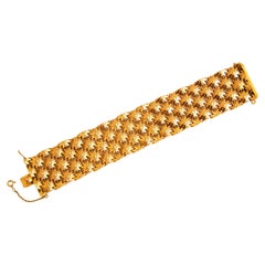 Retro Italian 18 Karat Yellow Gold Wide Link Bracelet with Floral Motifs