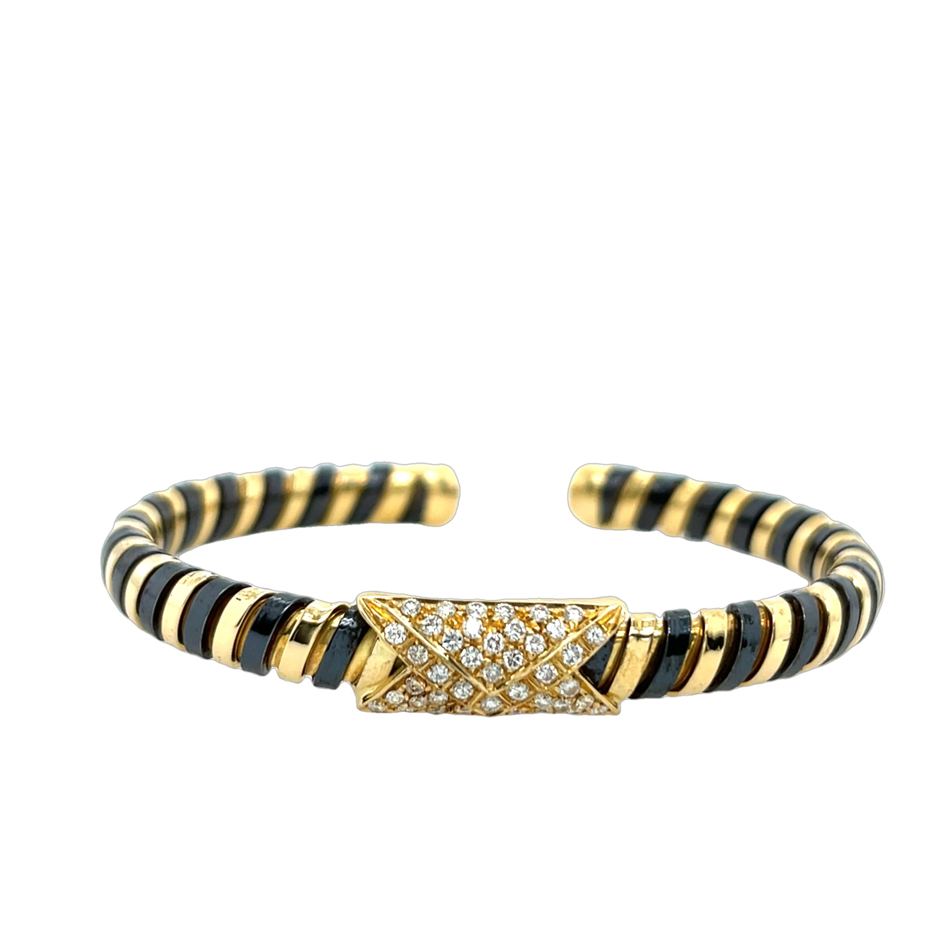 Vintage Italian 18ct Yellow Gold & Steel Diamond Bangle/Bracelet In Excellent Condition In London, GB