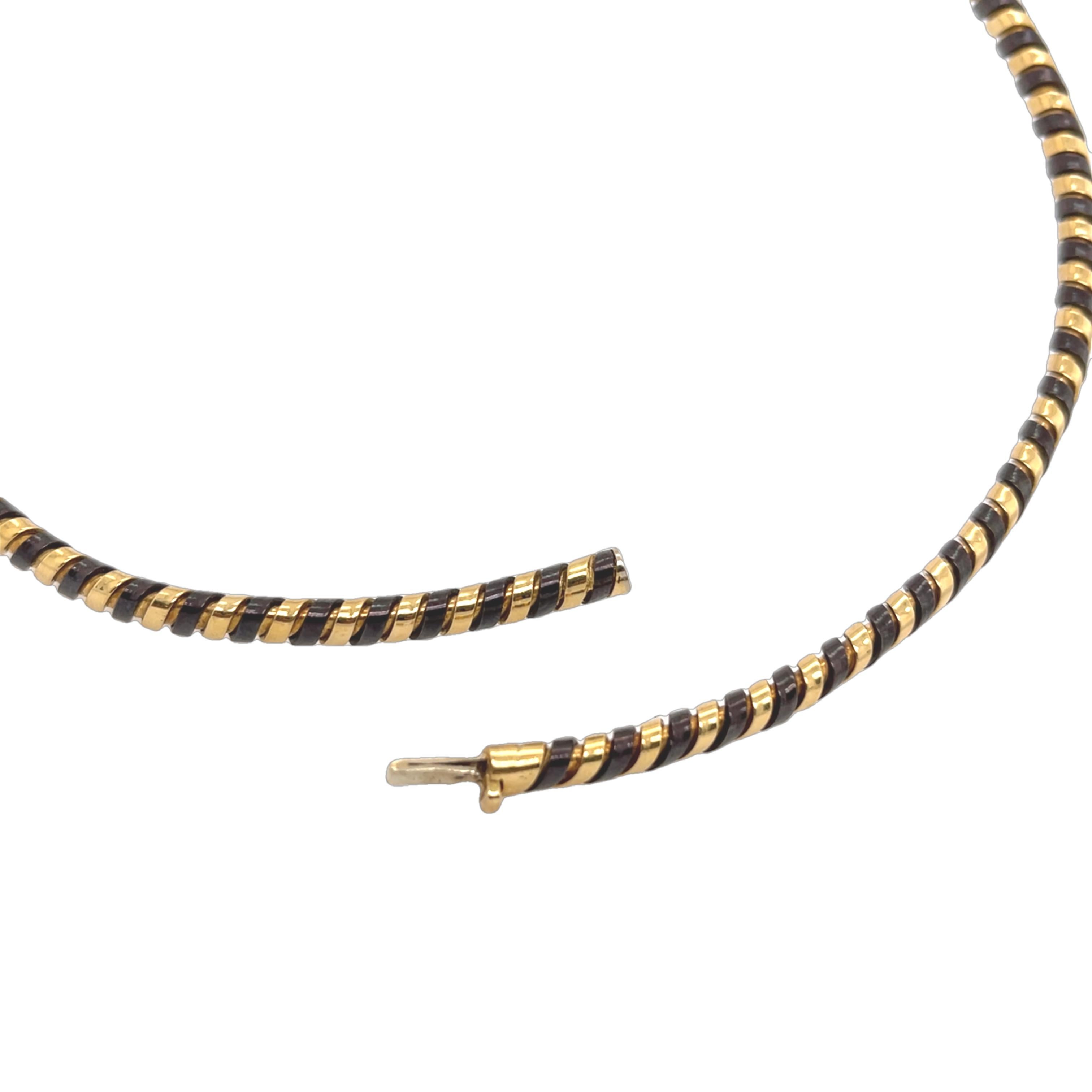 Collier italien vintage en or jaune 18 carats et acier avec diamants Excellent état - En vente à London, GB