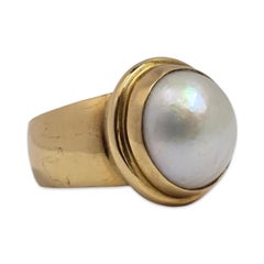 Vintage Italian 18K Gold Bezel-Set 13.4mm Pearl Dome Ring