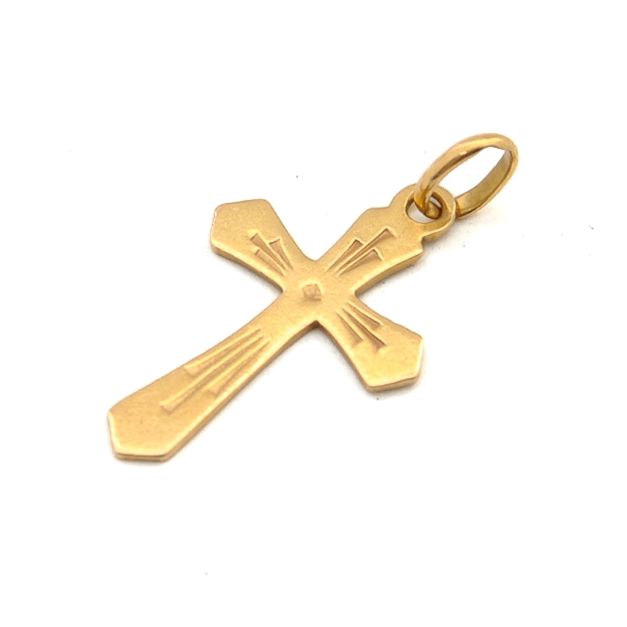 Women's or Men's Italian 18K Gold Vintage Cross Charm Pendant For Sale