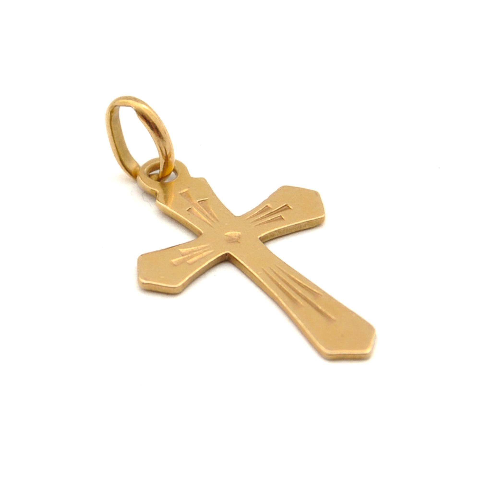 Italian 18K Gold Vintage Cross Charm Pendant For Sale at 1stDibs