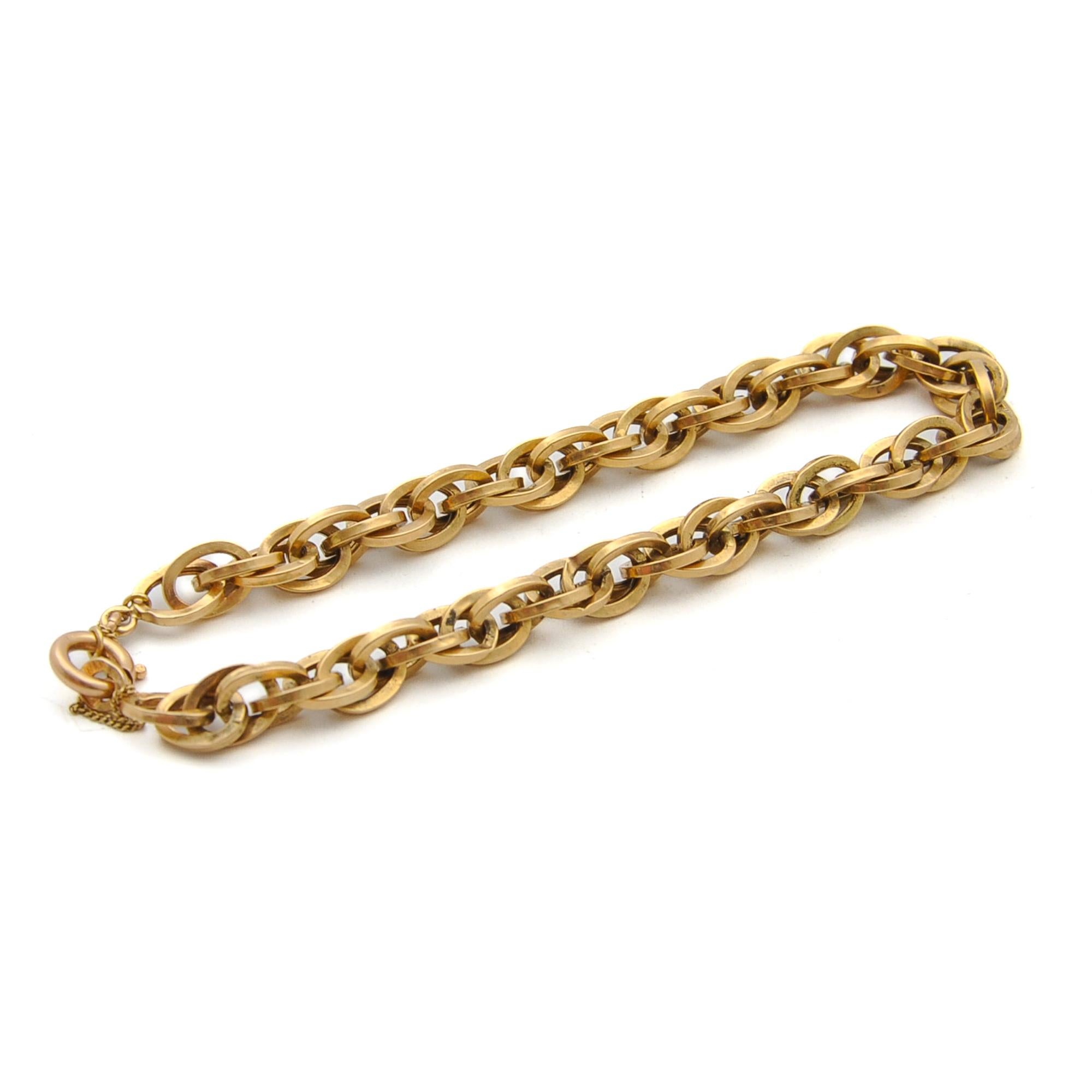 Vintage Italian 18K Gold Double Chain Link Bracelet For Sale 2