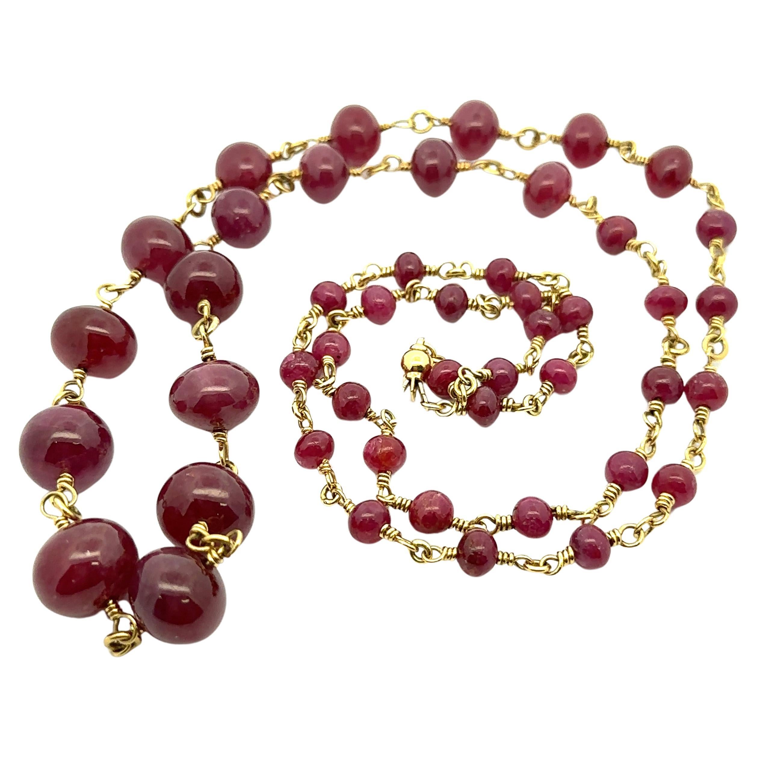 Collar Vintage Italiano de Oro 18k Gia Rondelle Graduado Sin Calor Rubí 32" de Largo en venta