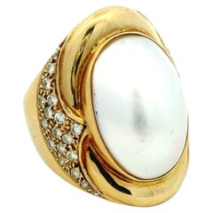 Vintage Italian 18K Gold Mabe Pearl Diamond Cocktail Ring