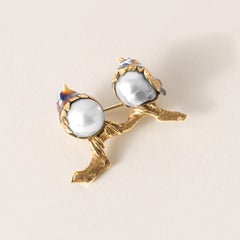 Vintage Italian 18K Lovebirds Enamel Baroque Pearl Brooch