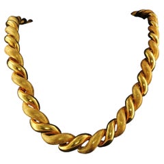 Vintage Italian 18K San Marco Necklace with Moving Scallops