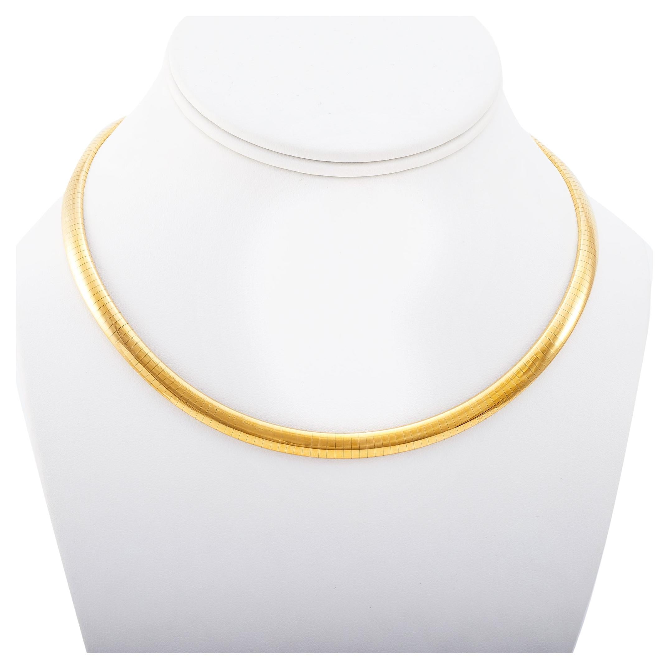 Vintage Italian 18k Yellow Gold Flat Omega Chain Choker Necklace