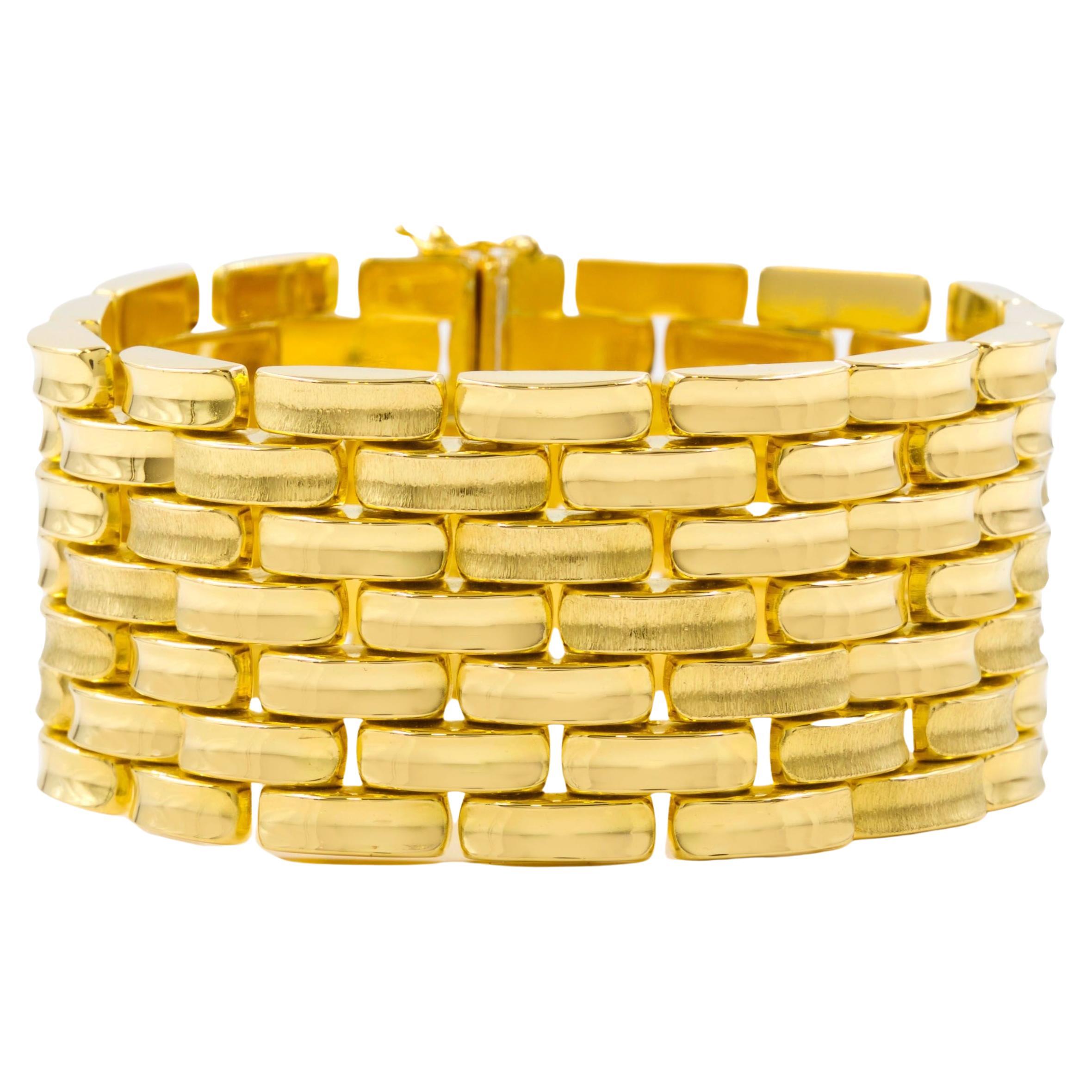 Vintage Italian 18k Yellow Gold Panther-Link Bracelet, 7" long For Sale