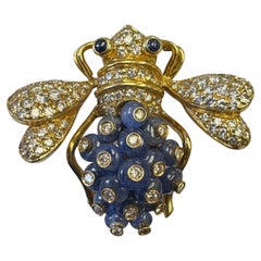 Vintage Italian 18K Yellow Gold Sapphire & Diamond Bee Brooch