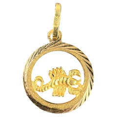Vintage Italian 18K Yellow Gold Scorpio Zodiac Charm Pendant
