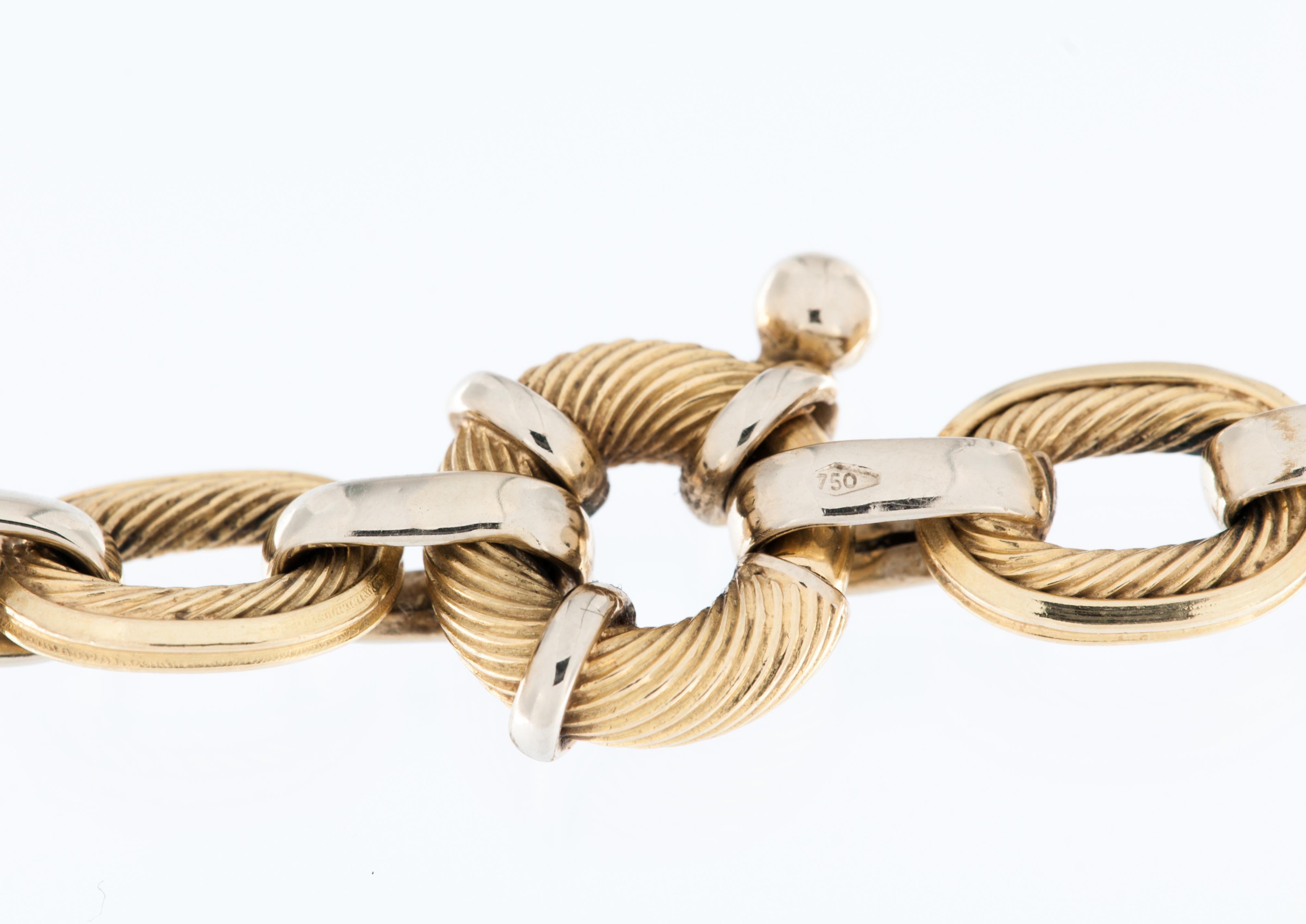 Women's Vintage Italian 18kt Gold Necklace For Sale