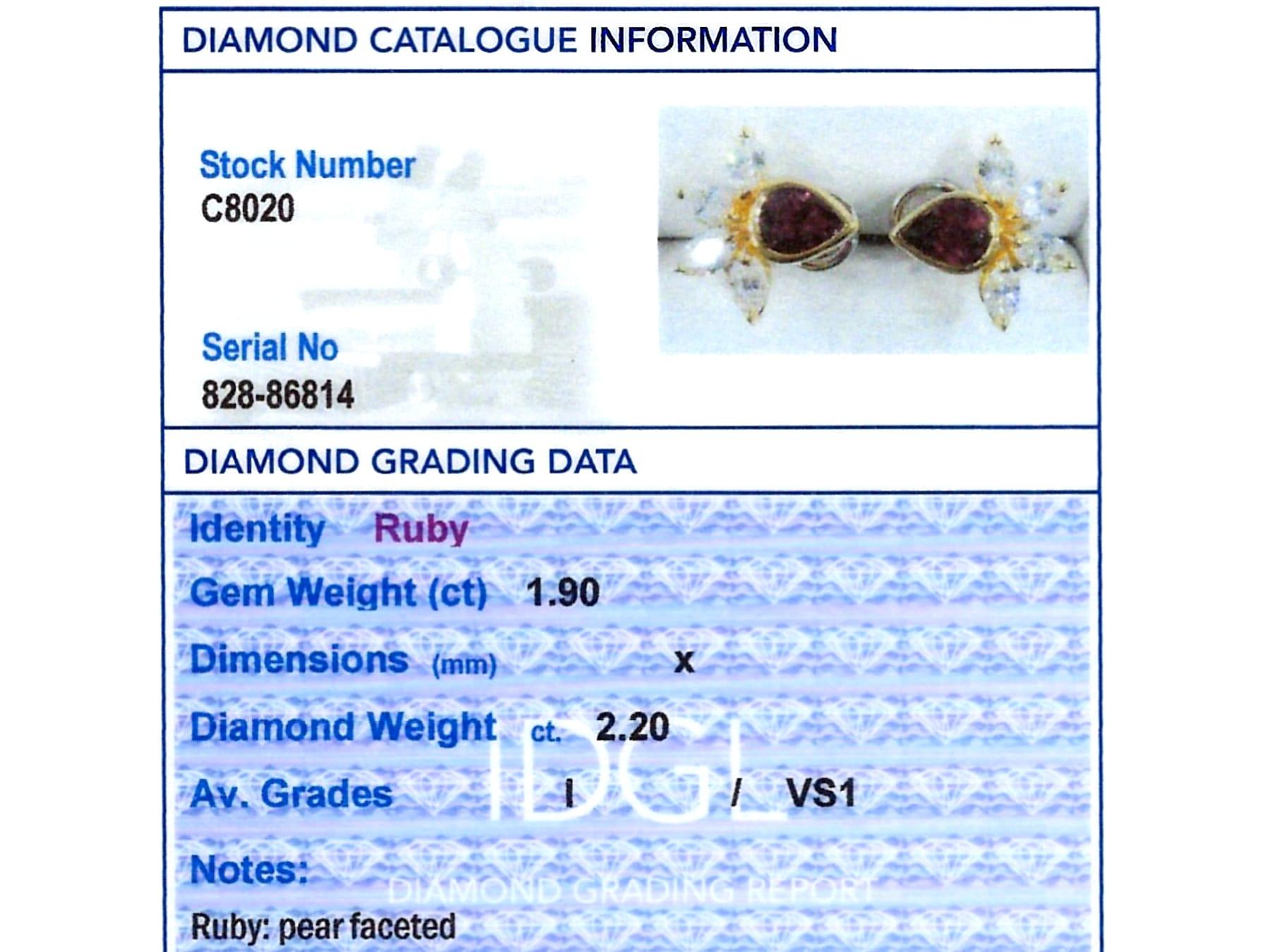 Boucles d'oreilles italiennes vintage en or jaune 18 carats avec rubis de 1,9 carat et diamants de 2,2 carats en vente 3