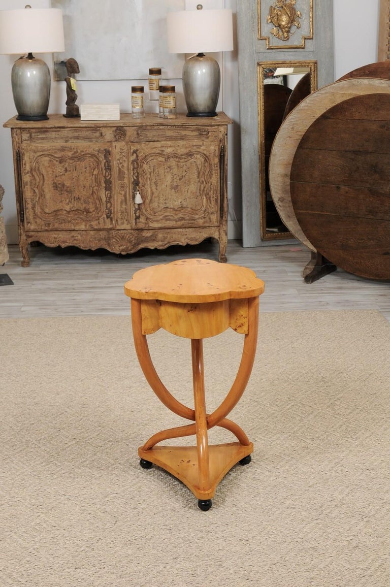 Vintage Italian 1940s Burl Wood Side Table with Clover-Shaped Top and ...
