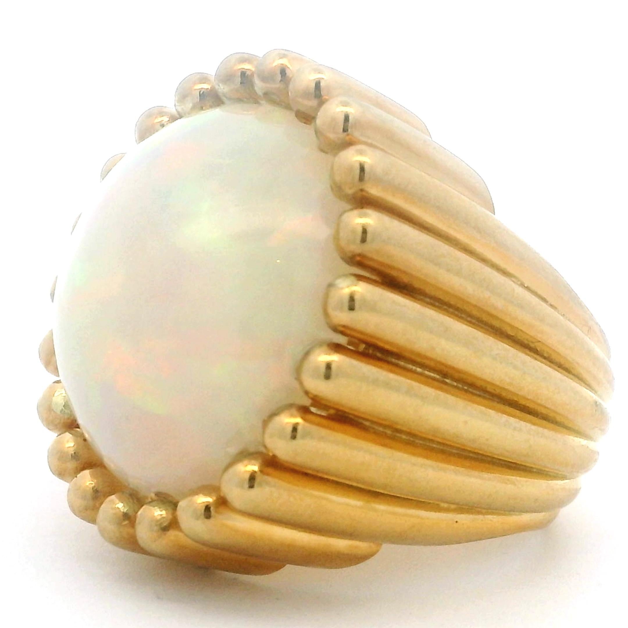 Vintage Italian 1960's 18K Gold Ring mit 28 Karat Opal, Retro Modernist Design im Angebot 6