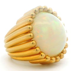 Vintage Italian 1960's 18K Gold Ring with 28 Carat Opal, Retro Modernist Design