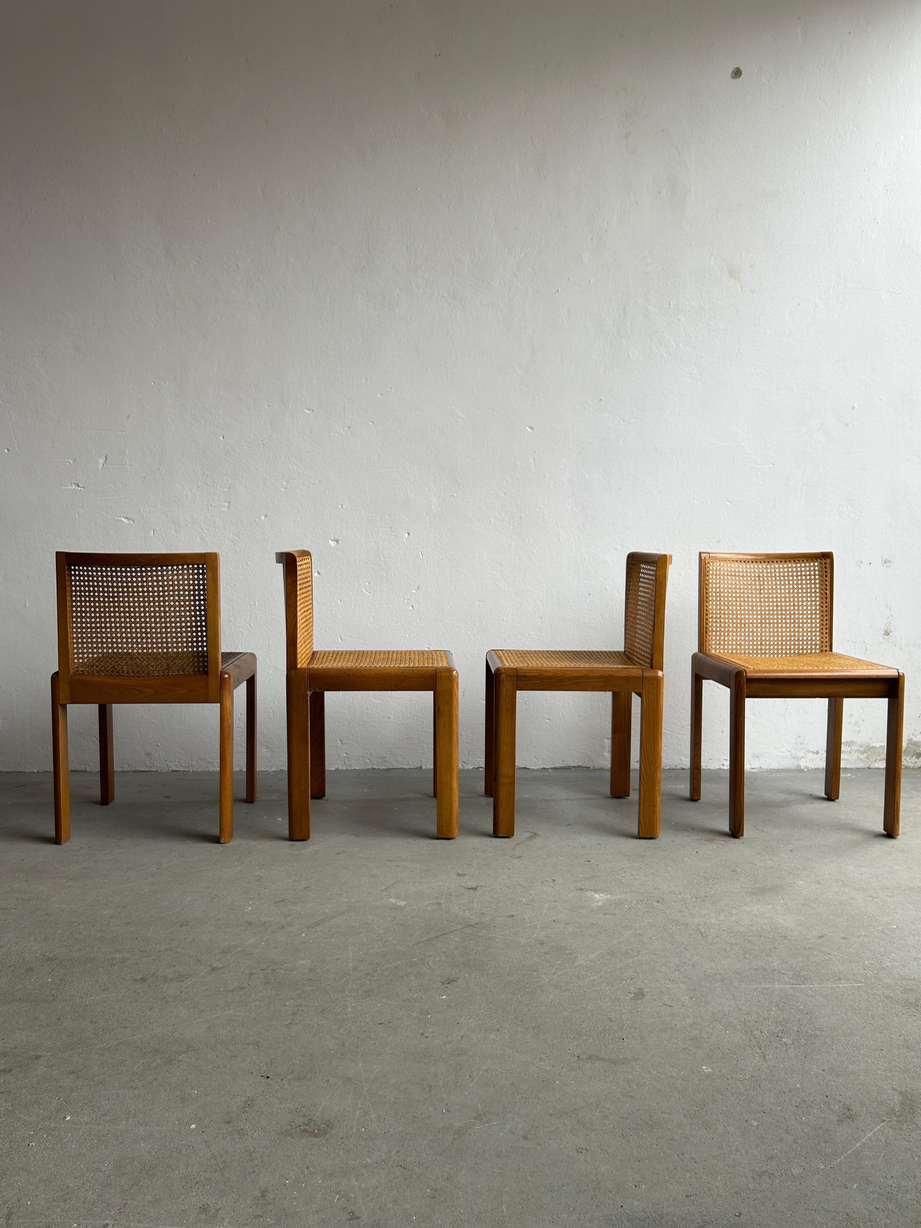 Late 20th Century Vintage Italian 1970s Mid-Century Modern Wooden Dining Chairs in Oak and Cane