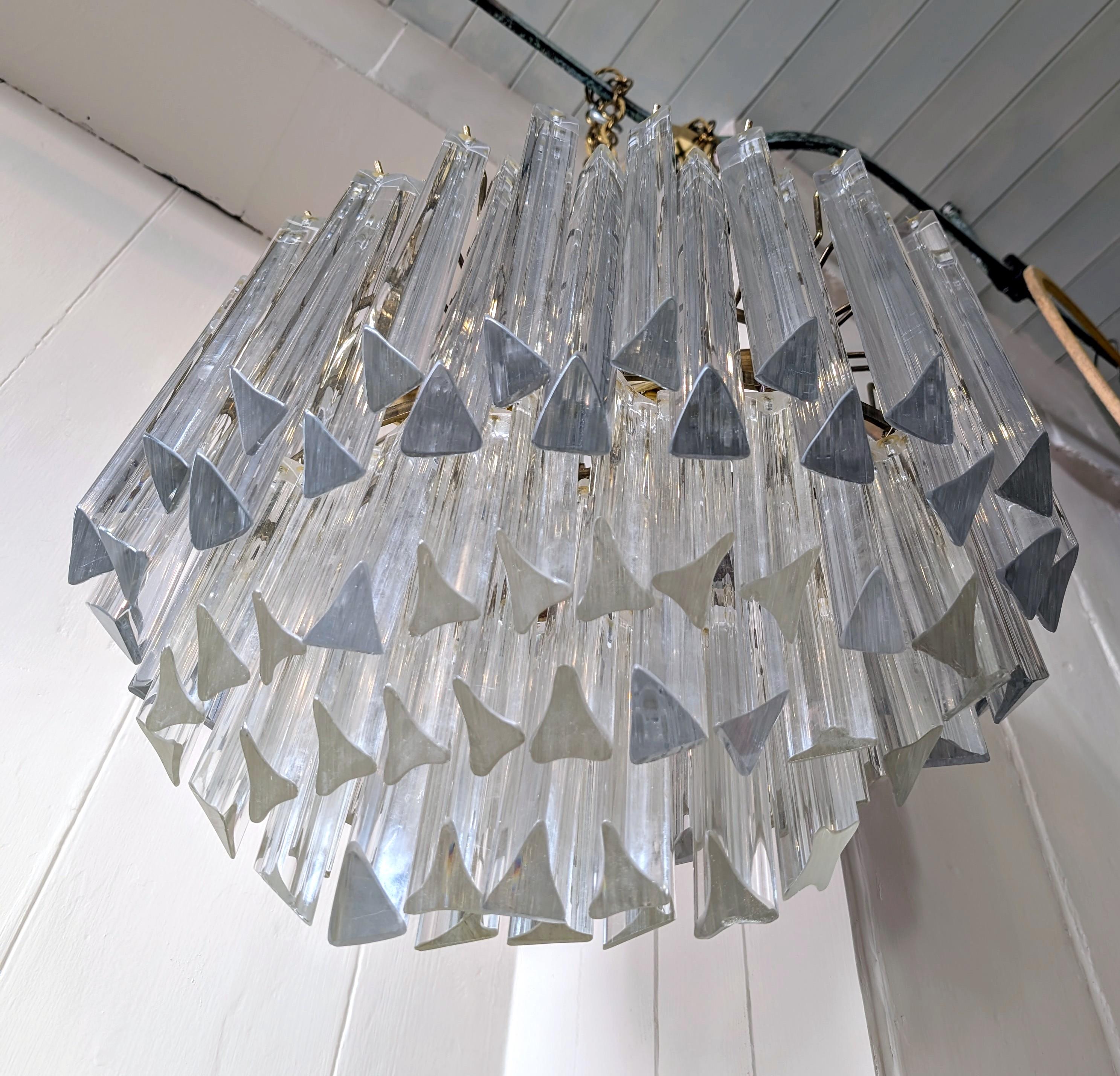 XX secolo Lampadario ovale vintage in stile Venini degli anni '70, con gocce di asta triangolari in vendita