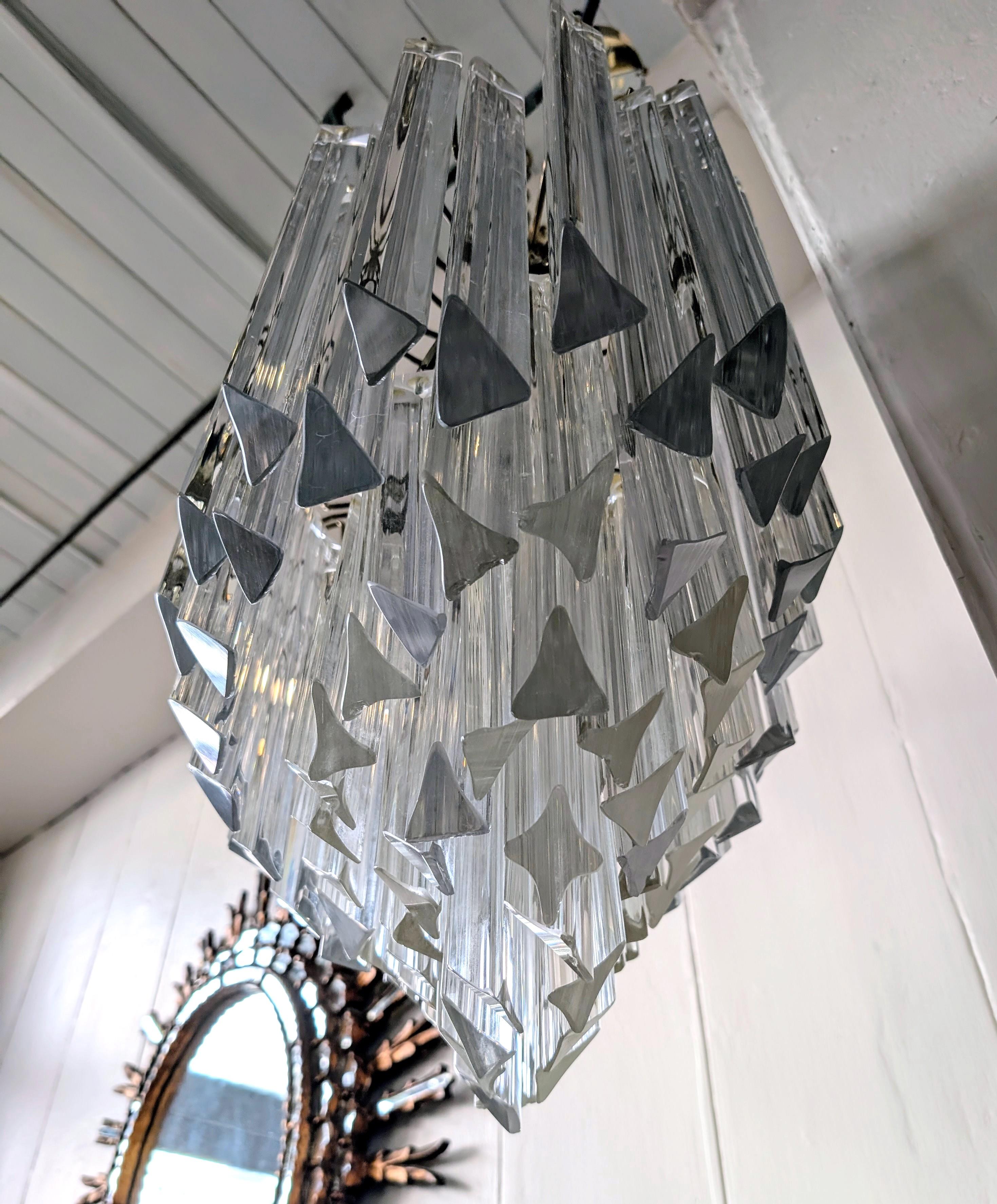 Lampadario ovale vintage in stile Venini degli anni '70, con gocce di asta triangolari in vendita 1