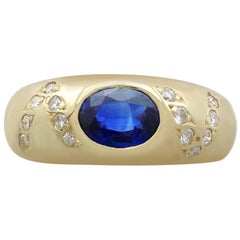 Vintage Italian 1990s Sapphire and Diamond Yellow Gold Cocktail Ring