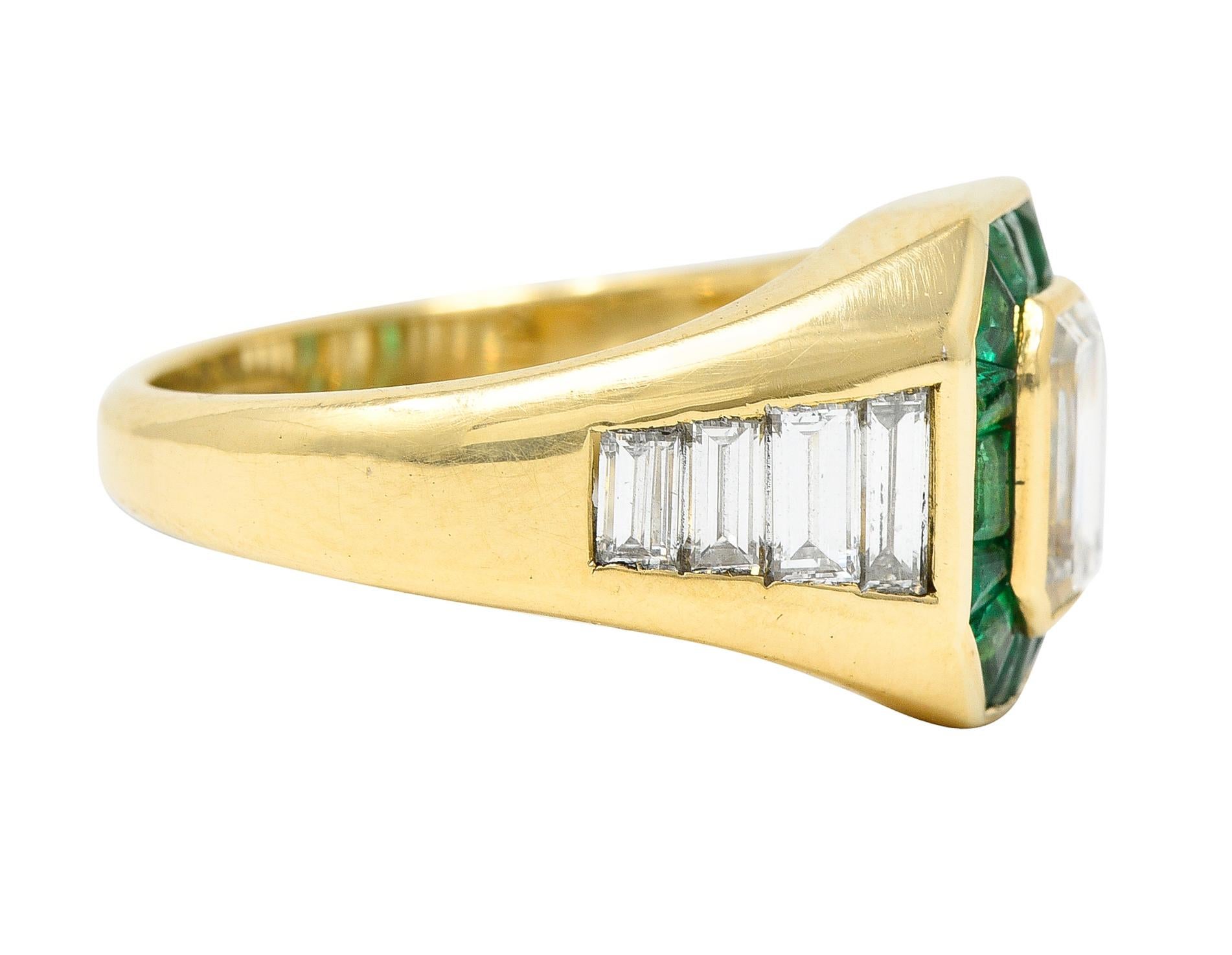 Contemporary Vintage Italian 2.70 Carats Diamond Emerald 18 Karat Yellow Gold Unisex Ring