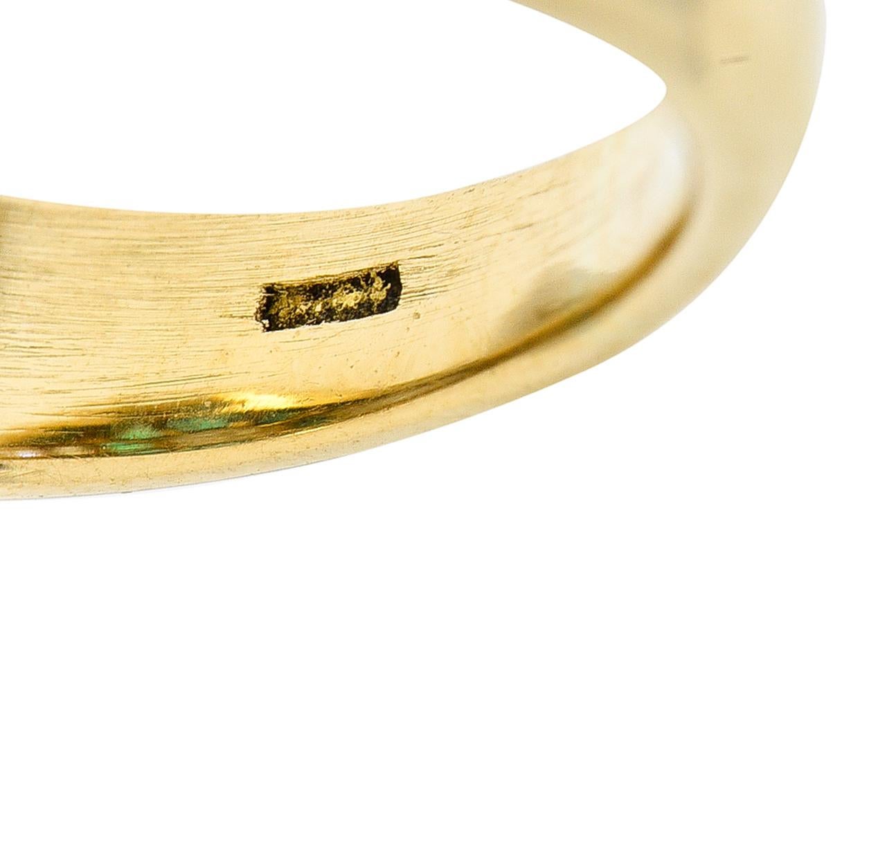 Vintage Italian 2.70 Carats Diamond Emerald 18 Karat Yellow Gold Unisex Ring 2