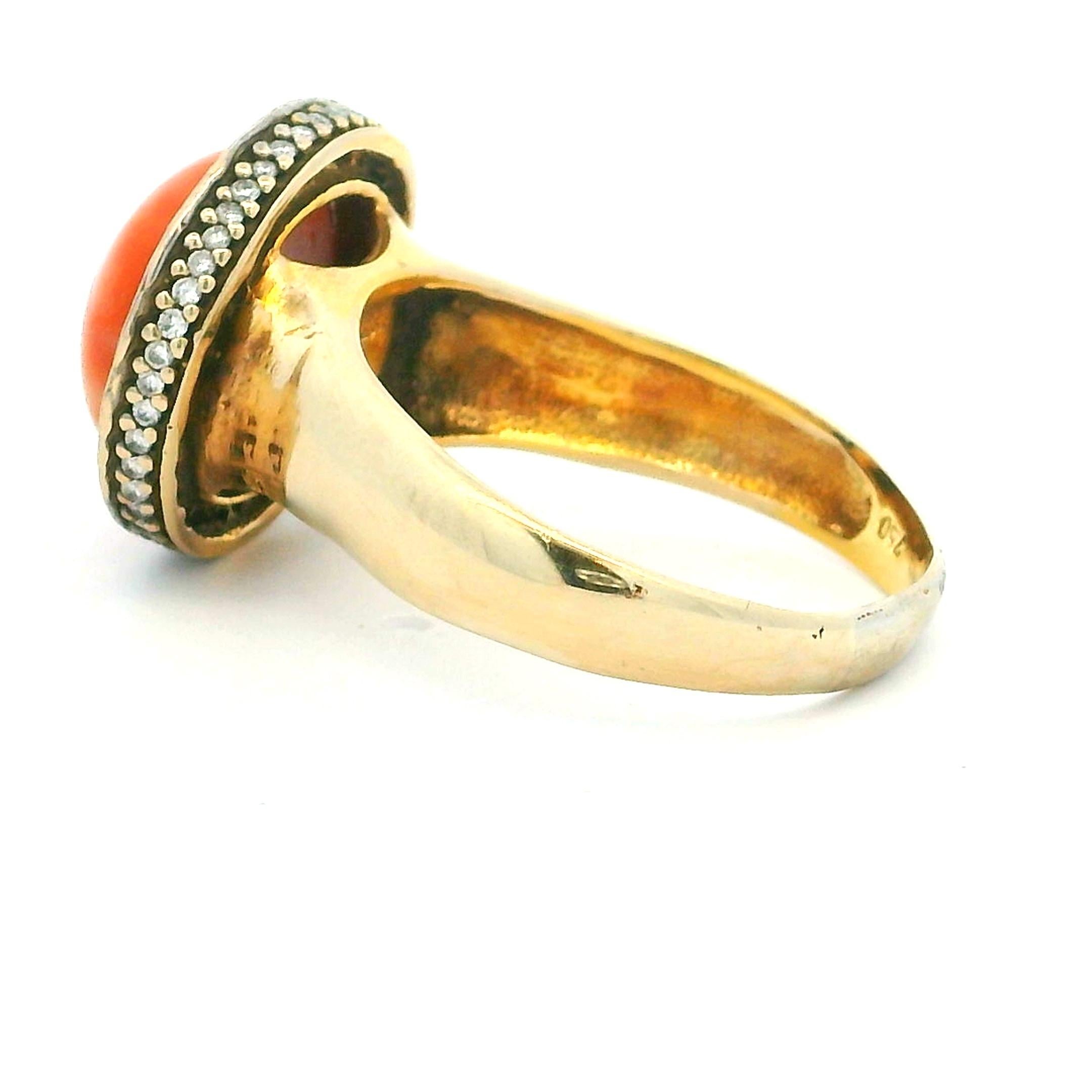 Vintage Italienisch 5 Karat Koralle und 1 Karat Diamant 18K Gold Ring im Angebot 1