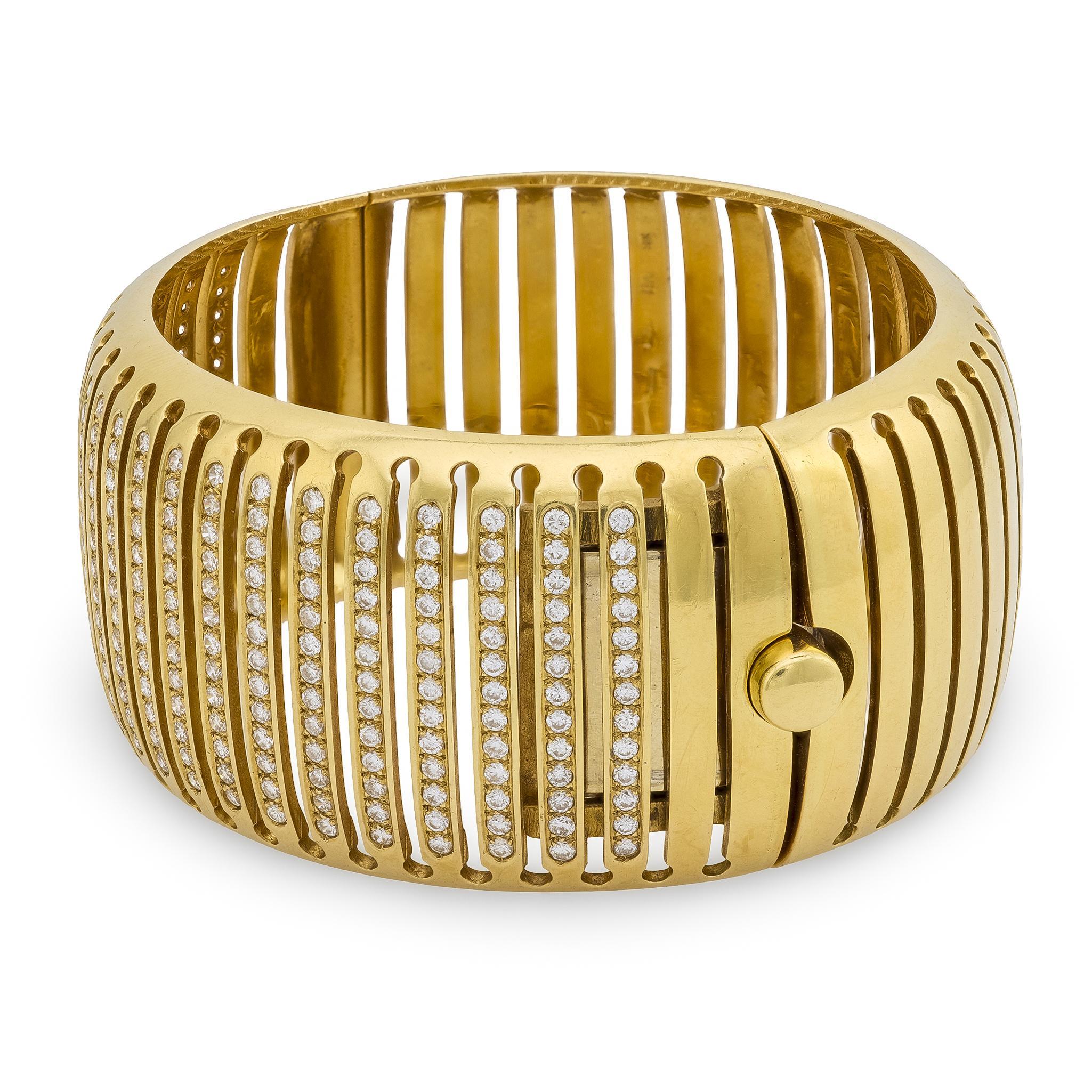 Brazalete italiano vintage de oro amarillo de 18 quilates con diamantes de 5,20 quilates de peso total en venta 1