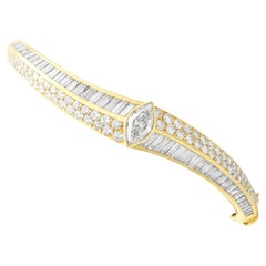 Vintage Italian 5.53Ct Diamond and Yellow Gold Bangle by Kutchinsky Circa 1970