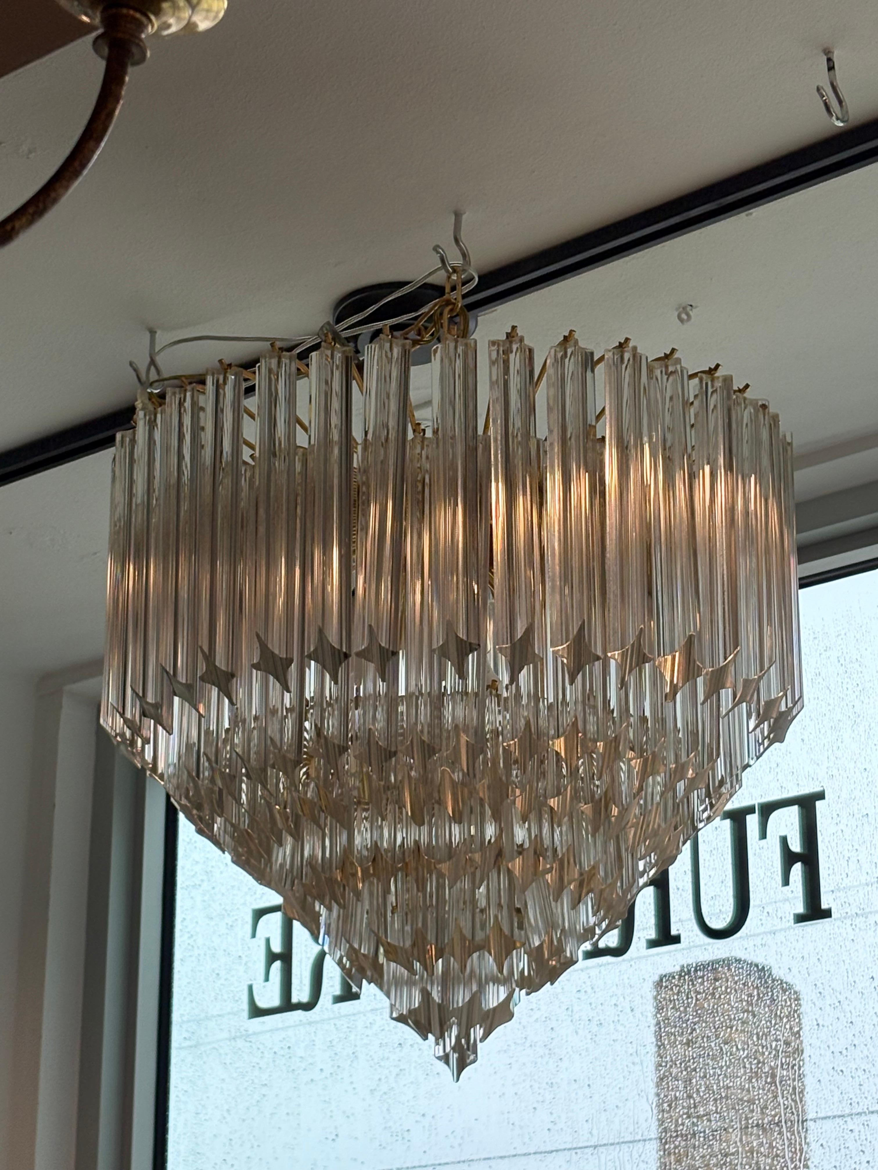 Vintage Italian 7 Tier Murano Venini Quattro Camer Glass Brass Round Chandelier (Hollywood Regency) im Angebot