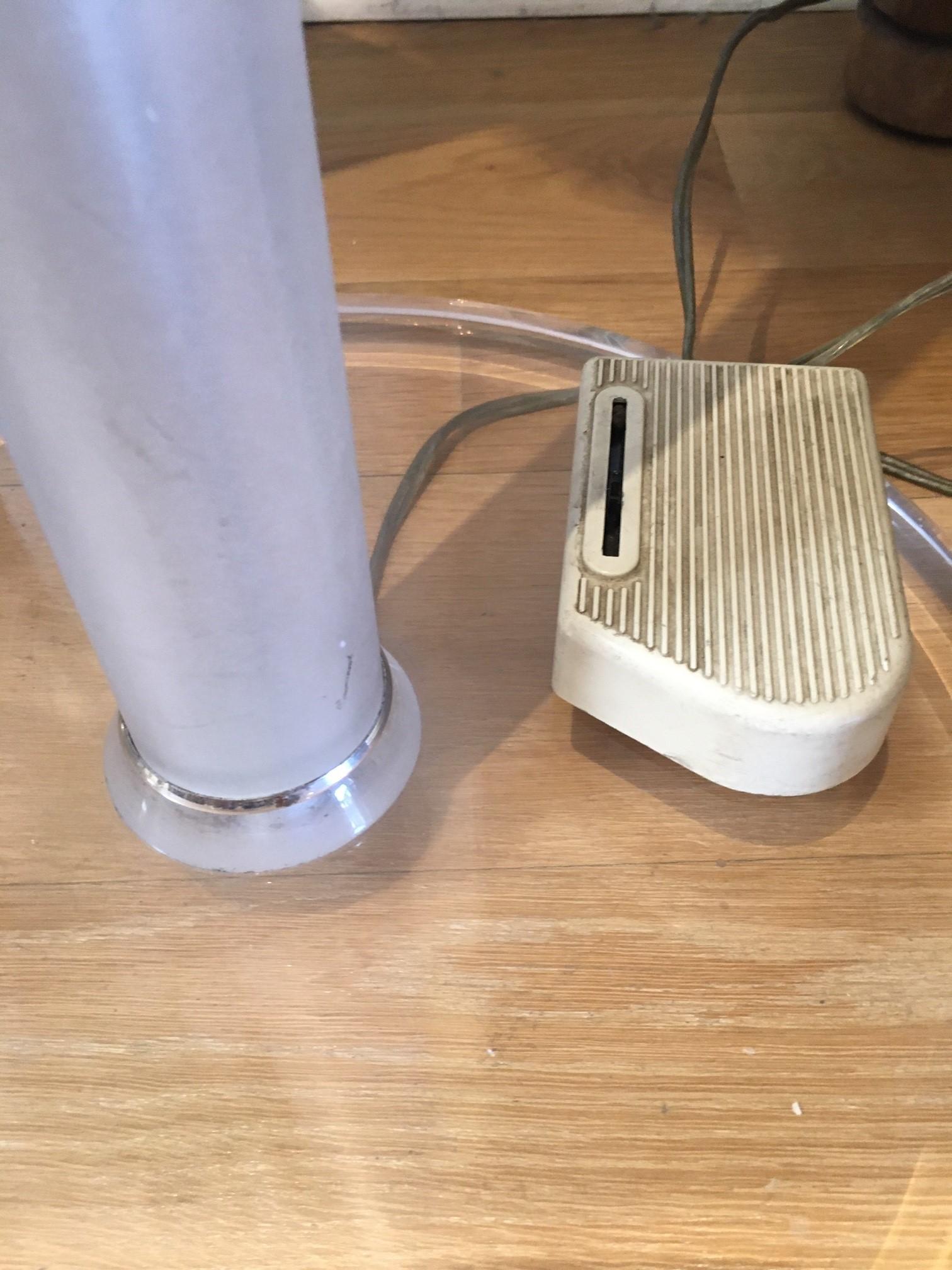Vintage Italian Acrylic Hardwired with Foot Switch Floor Lamp by Relco Italia For Sale 4