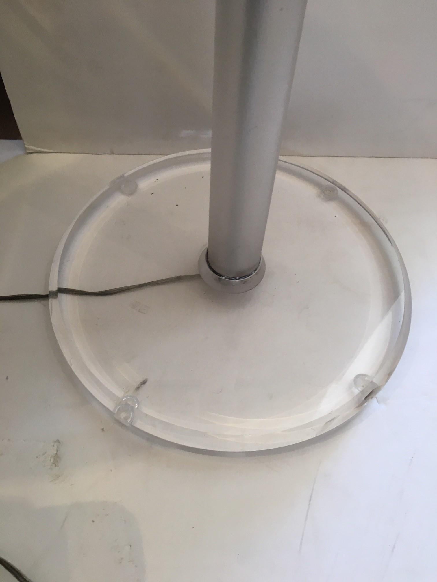 Vintage Italian Acrylic Floor Lamp by Relco Italia, Acrylic Base with Chrome Accents and Fiberglass Shade and the Post, Original Foot Dimmer is Working Condition, The Lamp is in Pre-Owned Condition, can be used in Office or Home
Dimensions: 24
