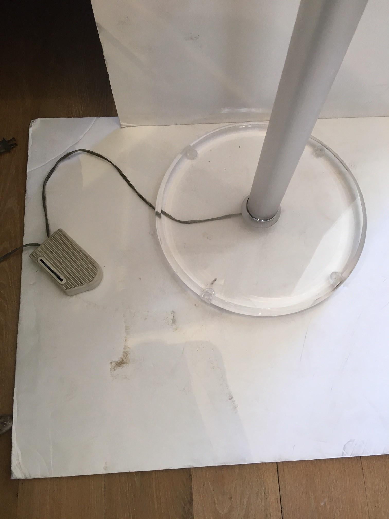 Vintage Italian Acrylic Hardwired with Foot Switch Floor Lamp by Relco Italia For Sale 2