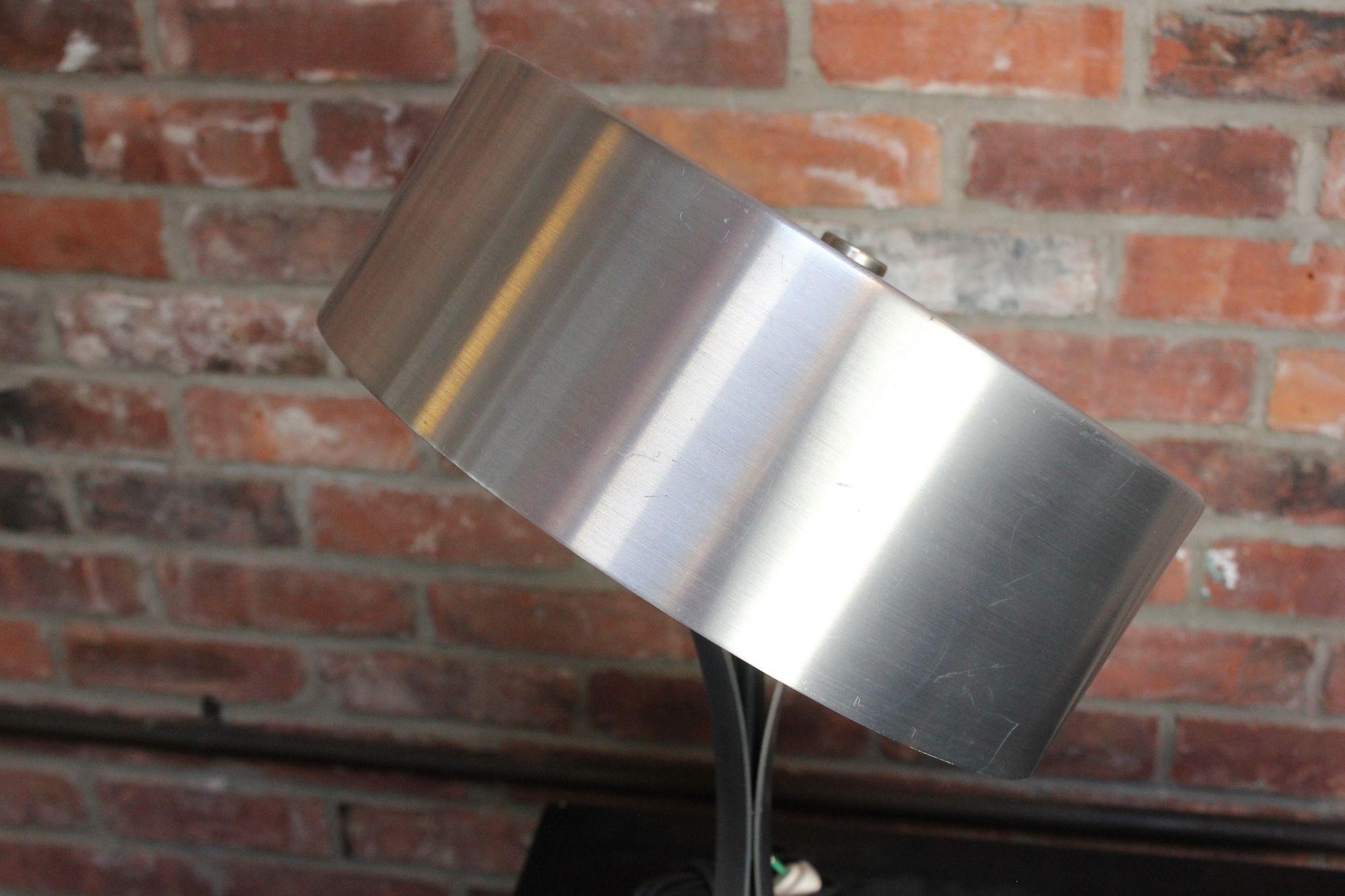 Vintage Italian Lámpara de Sobremesa Ajustable de Aluminio de Oscar Torlasco para Lumi en venta 1