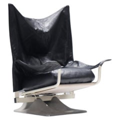 Vintage Italian AEO lounge chair in black leather by Paolo Deganello - Cassina