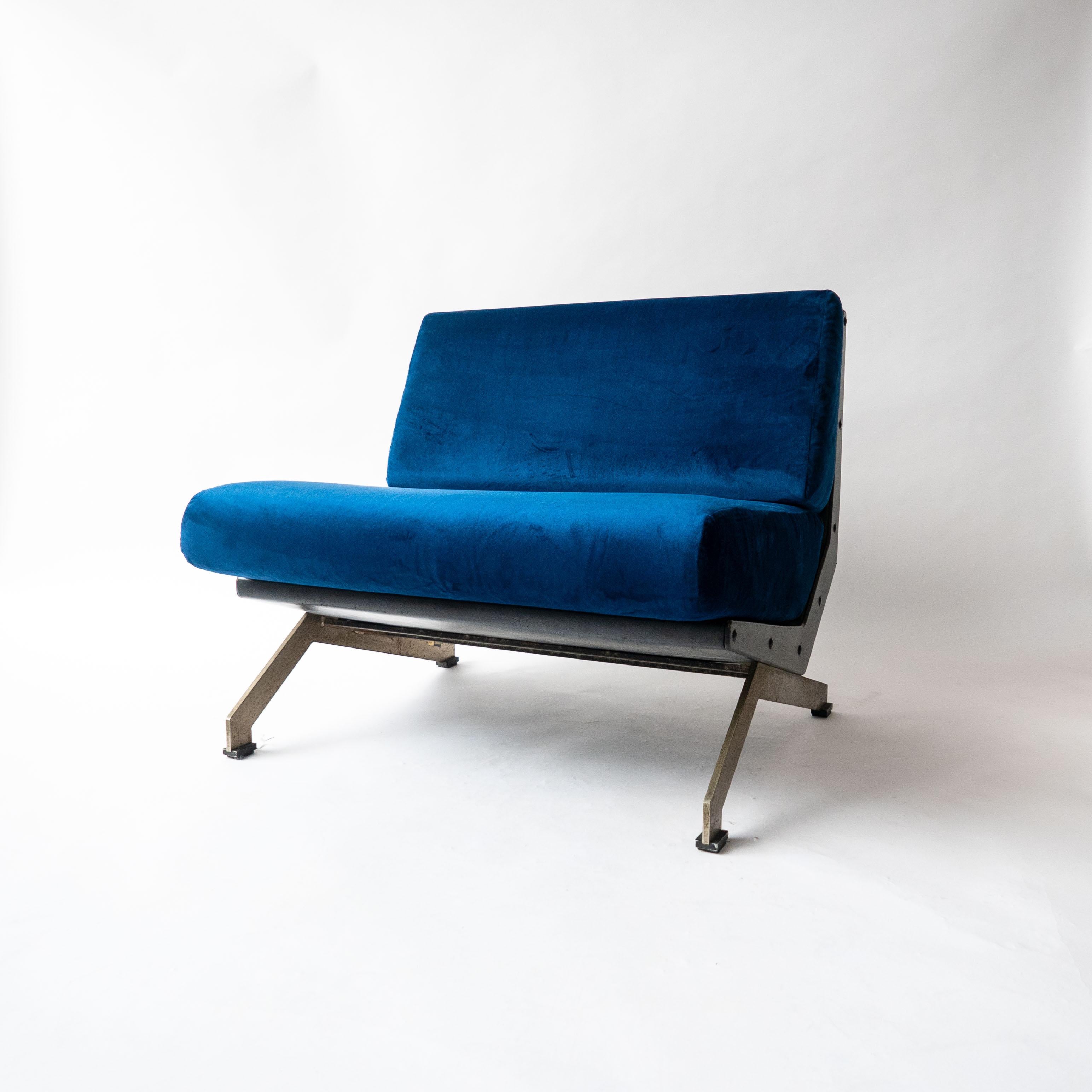 Modern Vintage Italian Alessandra Lounge Chairs by Giulio Moscatelli for Formanova