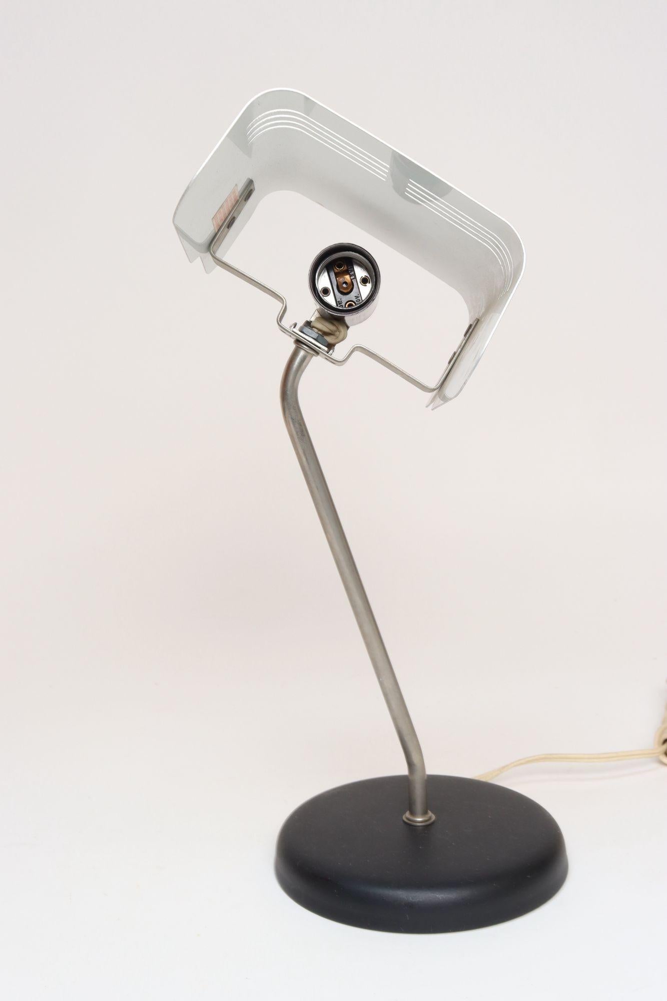 Vintage Italian Aluminum Table Lamp with Swiveling Shade by Targetti Sankey en venta 2