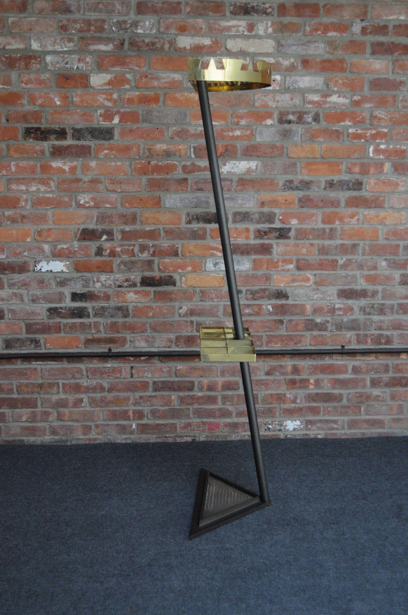 Vintage Italian Angled Coat Rack with Umbrella Stand in Painted Steel and Brass For Sale 10