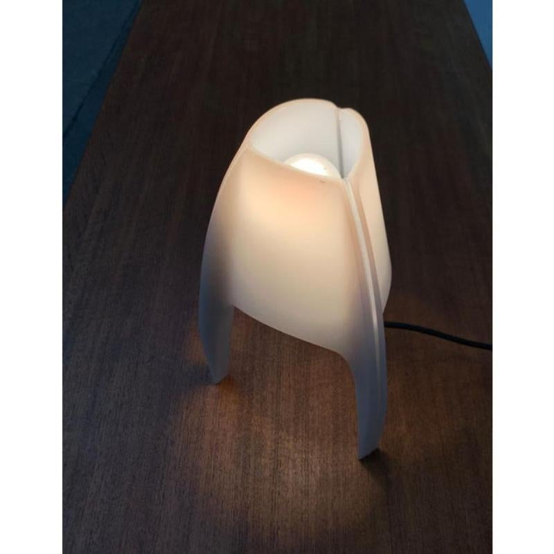 Vintage Italian Arcadia Tripod Table Lamp de Martini Illuminazione en venta 5