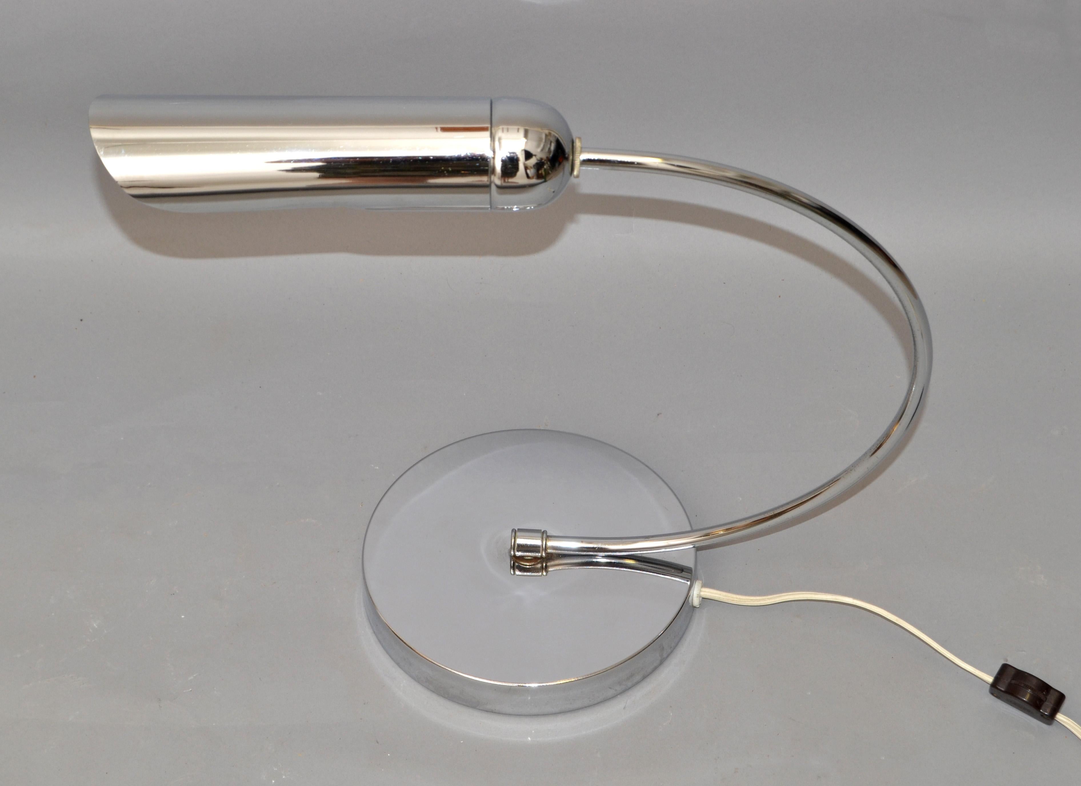 Lucidato Vintage Italian Lamp Chrome & Steel Table Desk Lamp Mid-Century Modern, 1980 in vendita