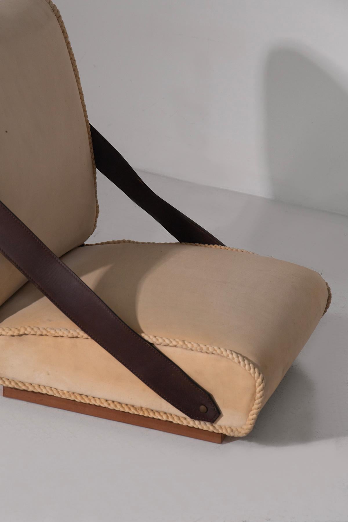 Vintage italian armchair in stile Gio Ponti in original fabric In condizioni buone in vendita a Milano, IT